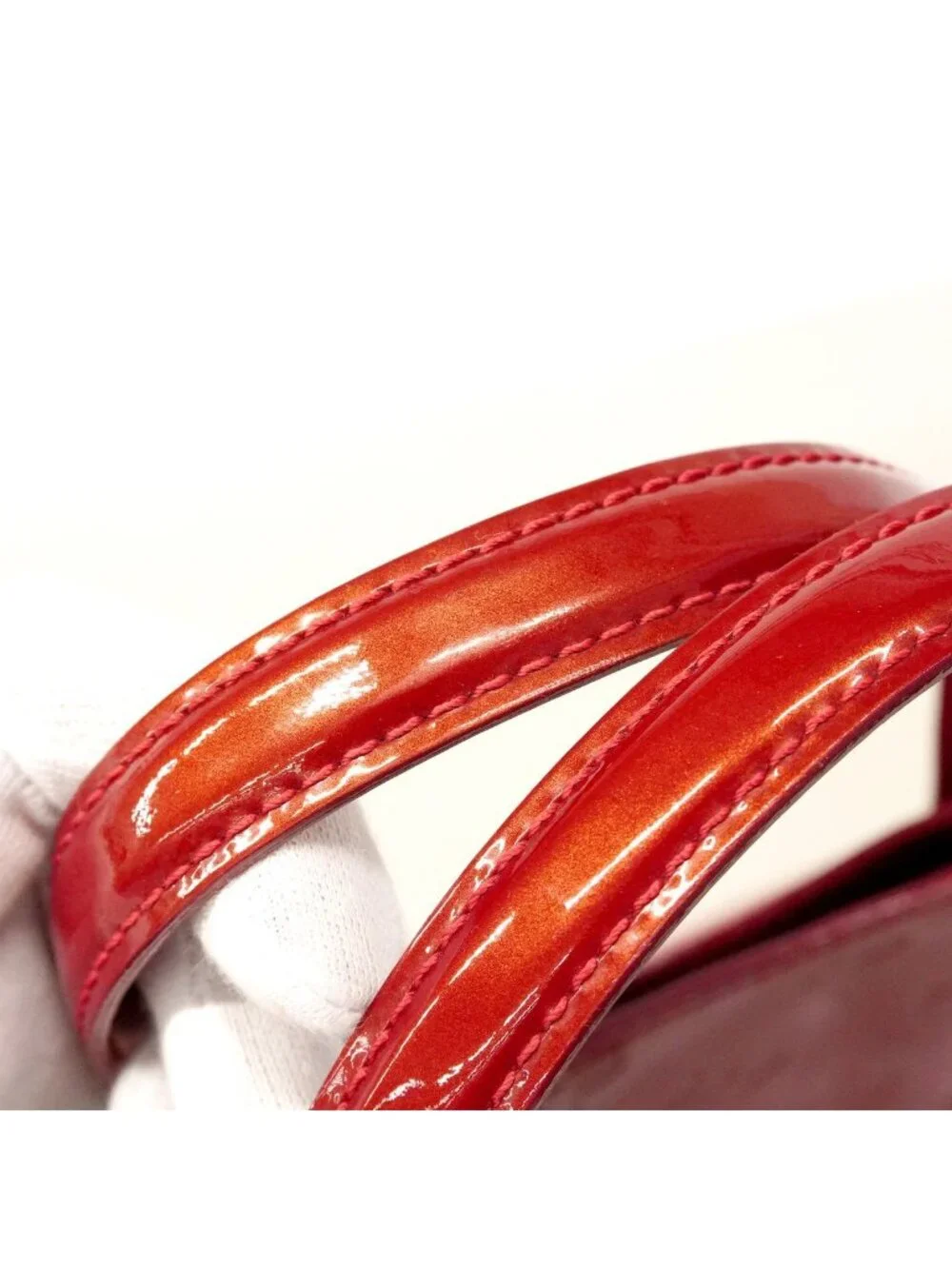 Louis Vuitton Tote Bag Vernis Wilshire PM Rouge Grenadine
